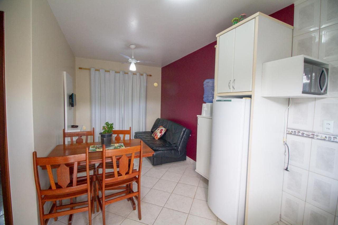 ボンビーニャスResidencial Andorinhasアパートメント エクステリア 写真